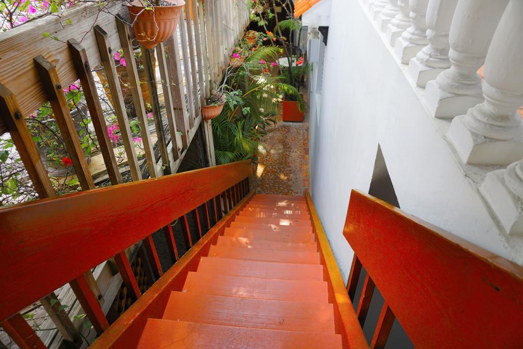 At Wind Chimes Boutique Hotel Сан-Хуан Екстер'єр фото